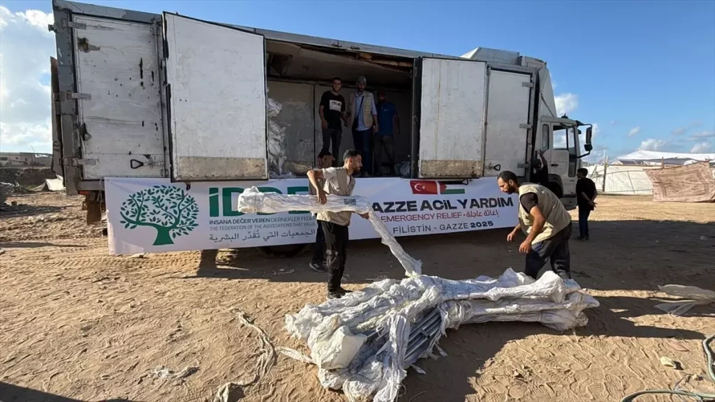 İDDEF, Gazze’ye 500 Çadır ile Barınma Yardımı Yaptı
