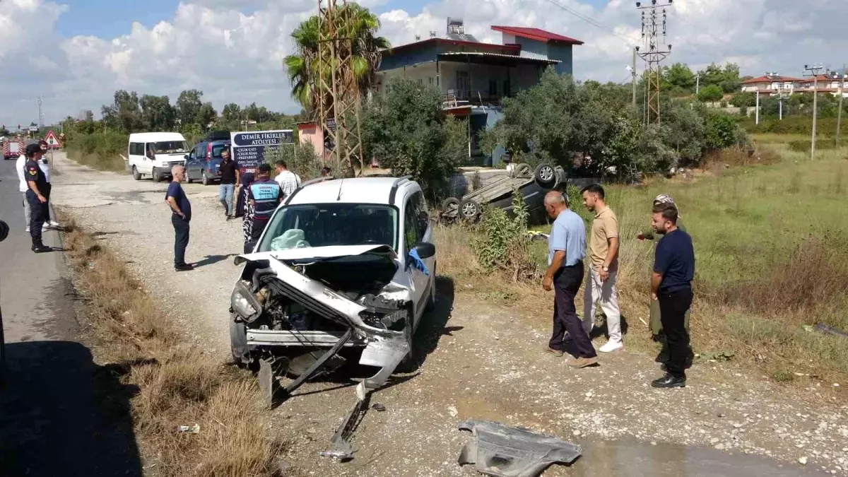 “Kazada Kuzenlerin Arabaları Çarpıştı: 1 Yaralı”