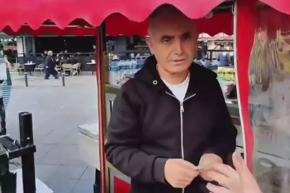 Fiyatı Konuşarak Değiştirdi: Simit Skandalı