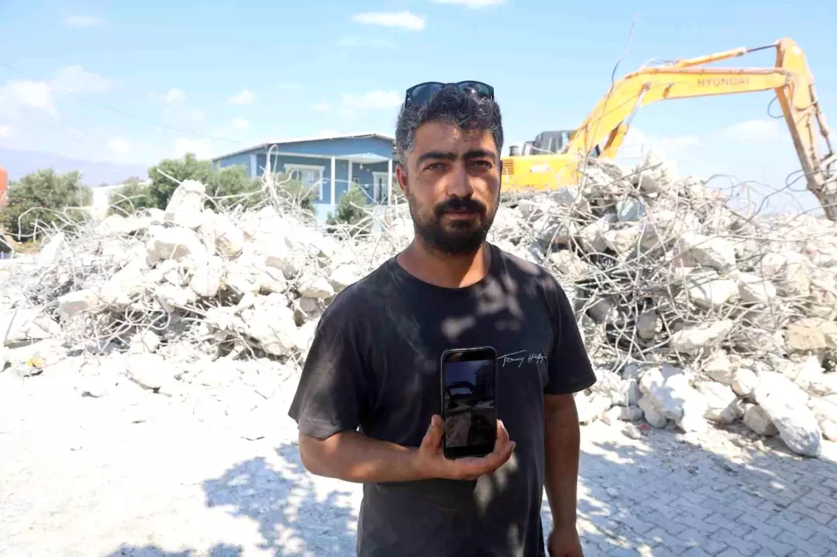 İş Makinesiyle Gelin Arabasına Unutulmaz Kesen Operatör