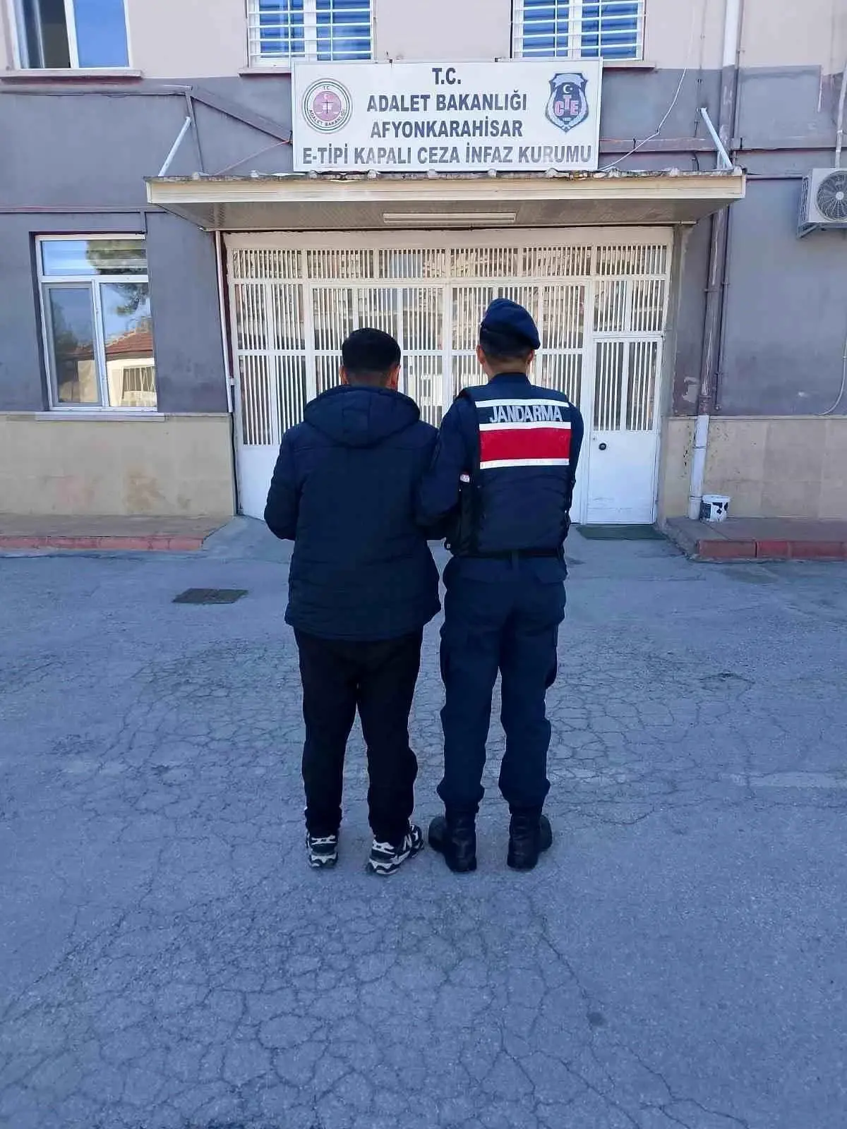 16 Yıl Hapis Cezasıyla Aranan Şahıs Yakalandı