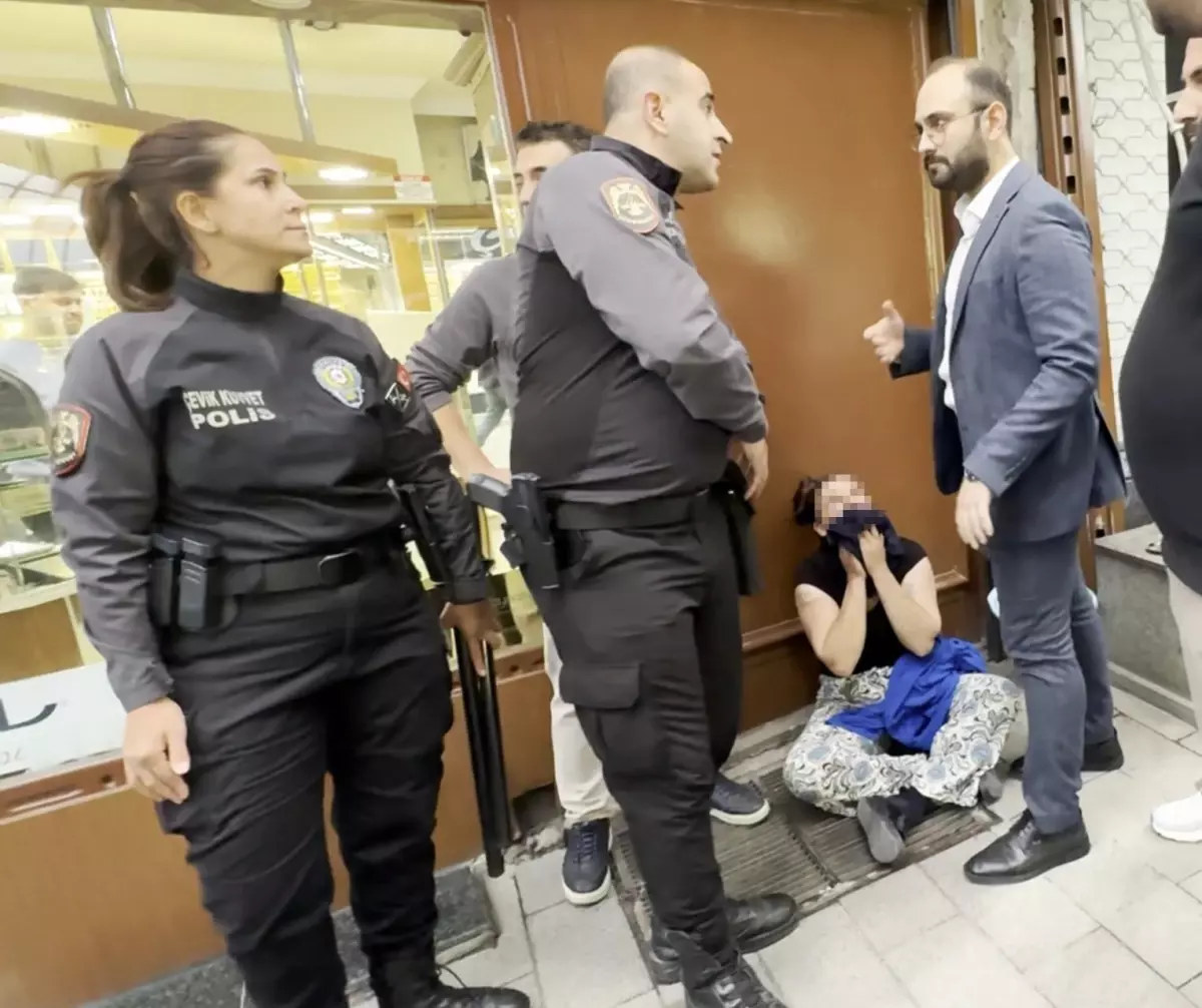 Sahte Altın Bilezikle Kuyumcuyu Dolandıran Kadın Yakalandı