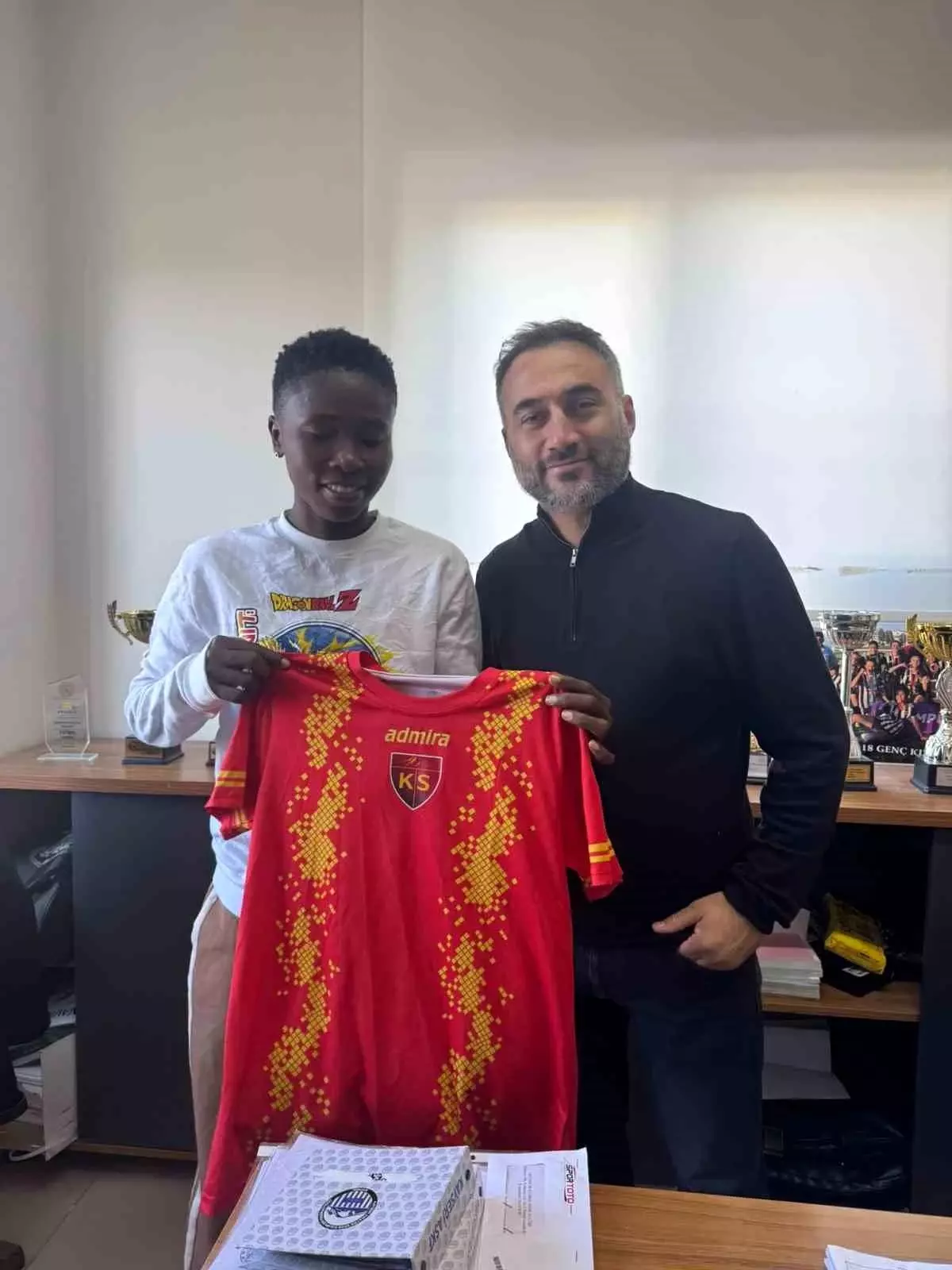 Kayseri Kadın Futbol Kulübü Yeni Sezon İçin İki Yabancı Transfer Yaptı