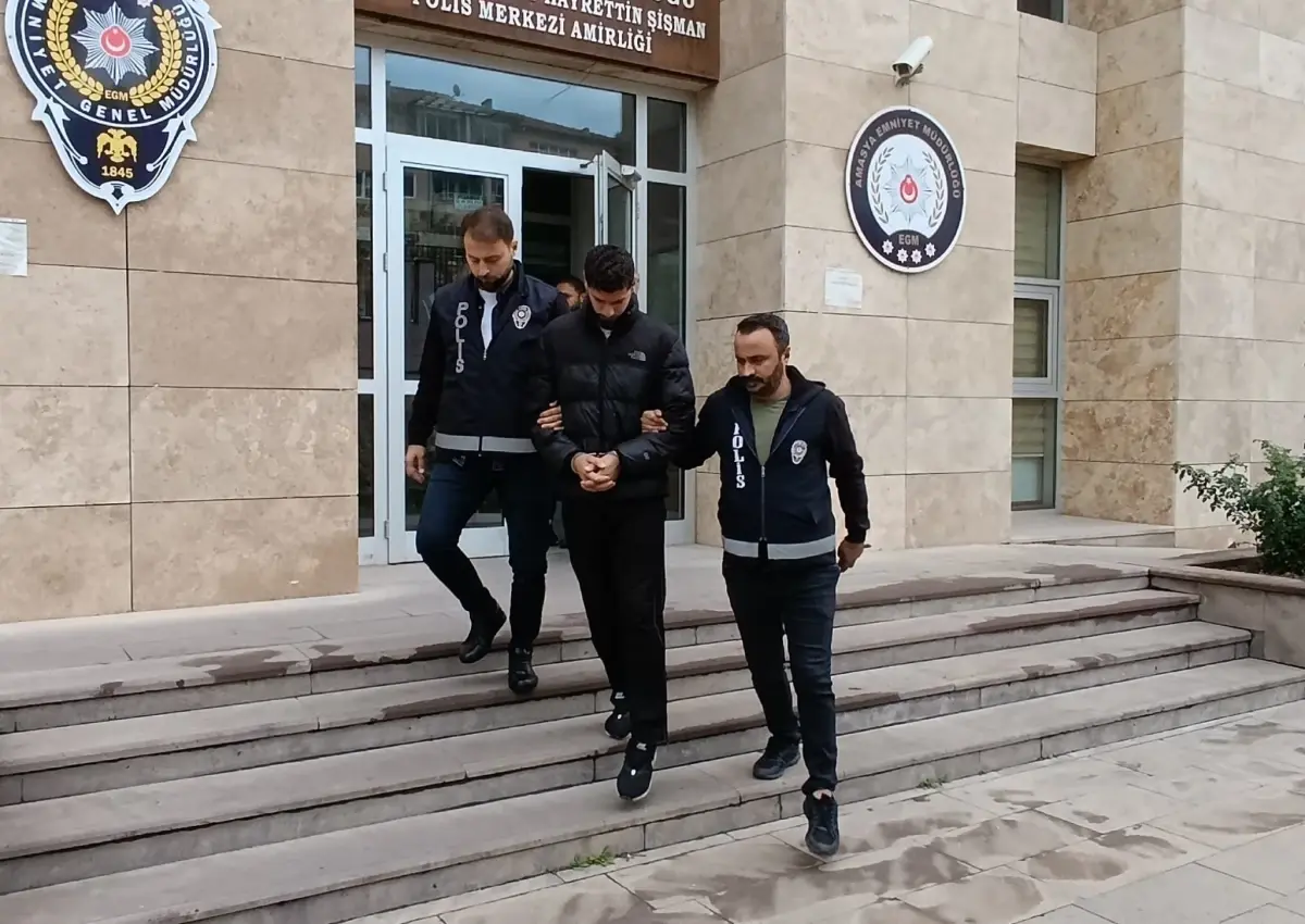 Şantaj Yaparak Dolandırıcılık Yapan 3 Şüpheli Tutuklandı