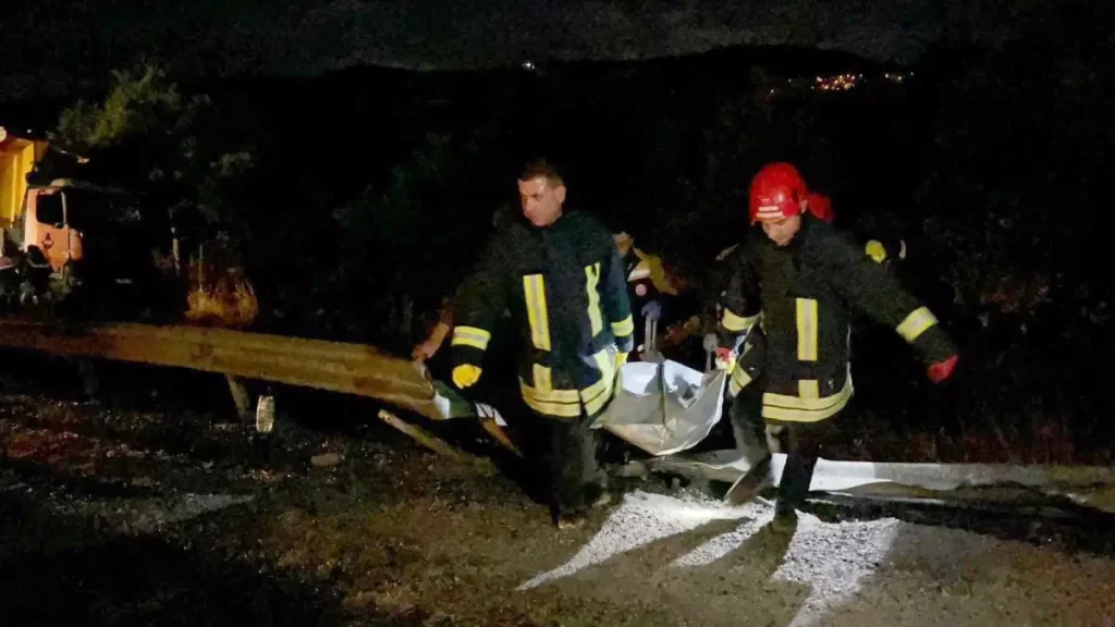 Trafik Kazasında 2 Kişi Hayatını Kaybetti