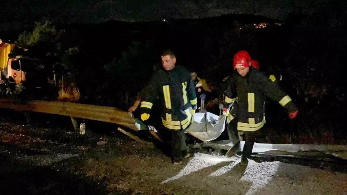 Trafik Kazasında 2 Kişi Hayatını Kaybetti