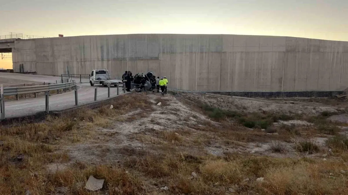 Trafik Kazası: 1 Ölü, 1 Yaralı