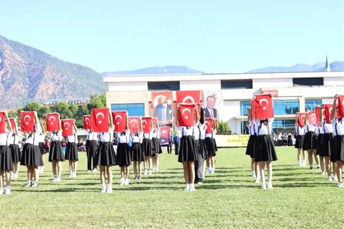 Köyceğiz’de Cumhuriyet Coşkusu