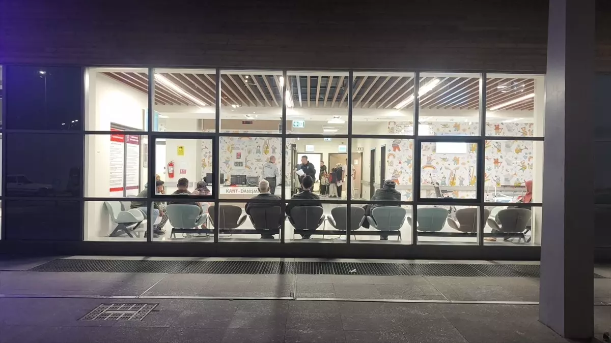 Kütahya’da Lise Öğrencileri Gıda Zehirlenmesi Geçirdi