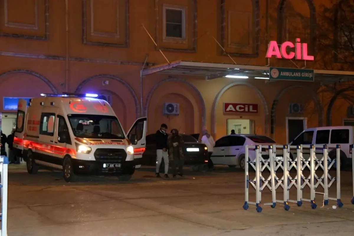 Mardin’de İki Otomobil Çarpıştı: 5 Kişi Yaralandı