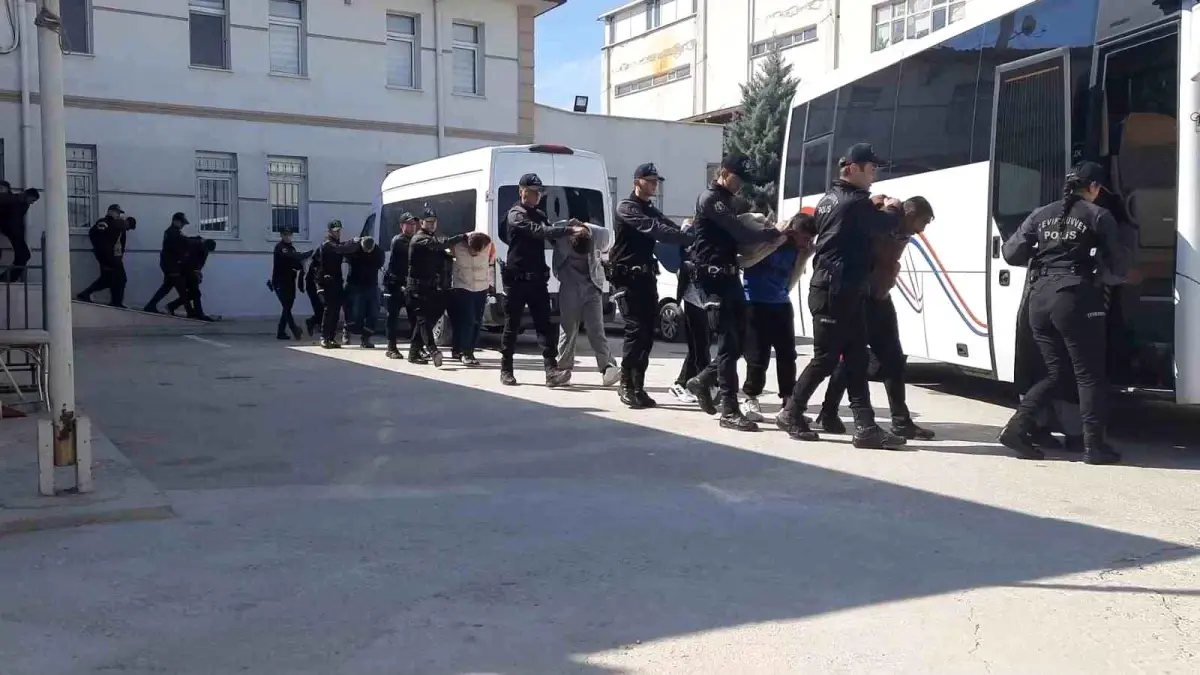 Narkokapan Konya Operasyonu: 424 Kişi Tutuklandı