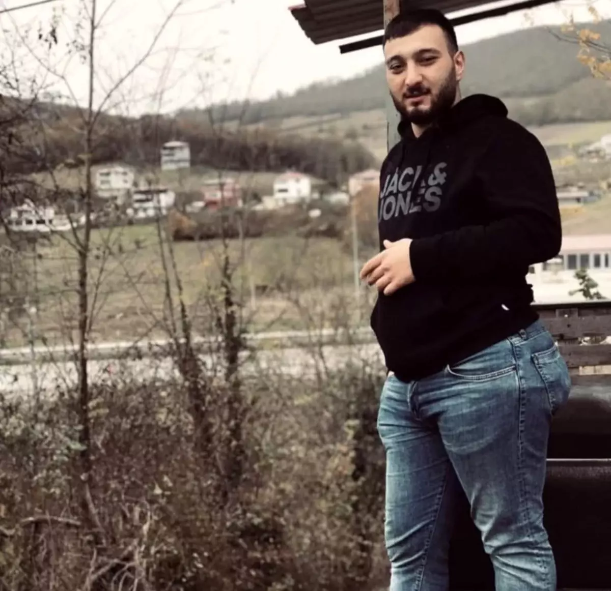 Genç Sürücü Tıra Çarpıp Hayatını Kaybetti