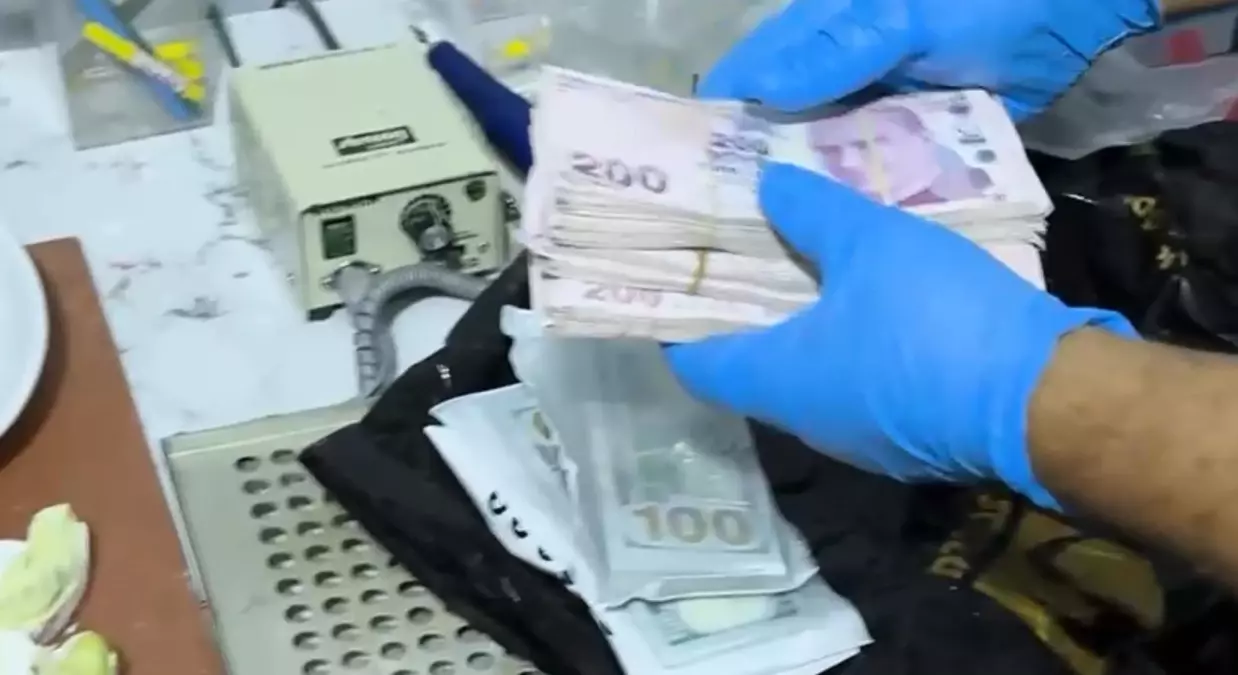 Ruhsatsız Diş Kliniğine Operasyon: 2 Kişi Gözaltında