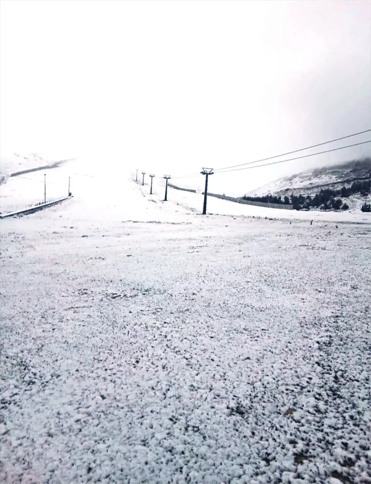 Samsun’un Ladik İlçesinde Akdağ’a İlk Kar Yağdı