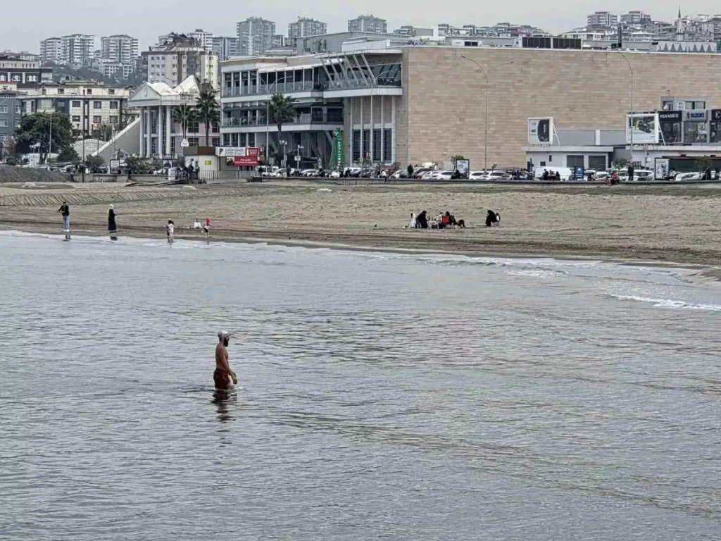 Sonbaharda Deniz Keyfi