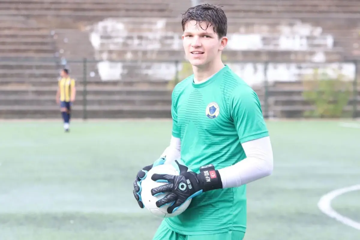 Türk Futbolunun Yeni Yıldızı: Alp Özge