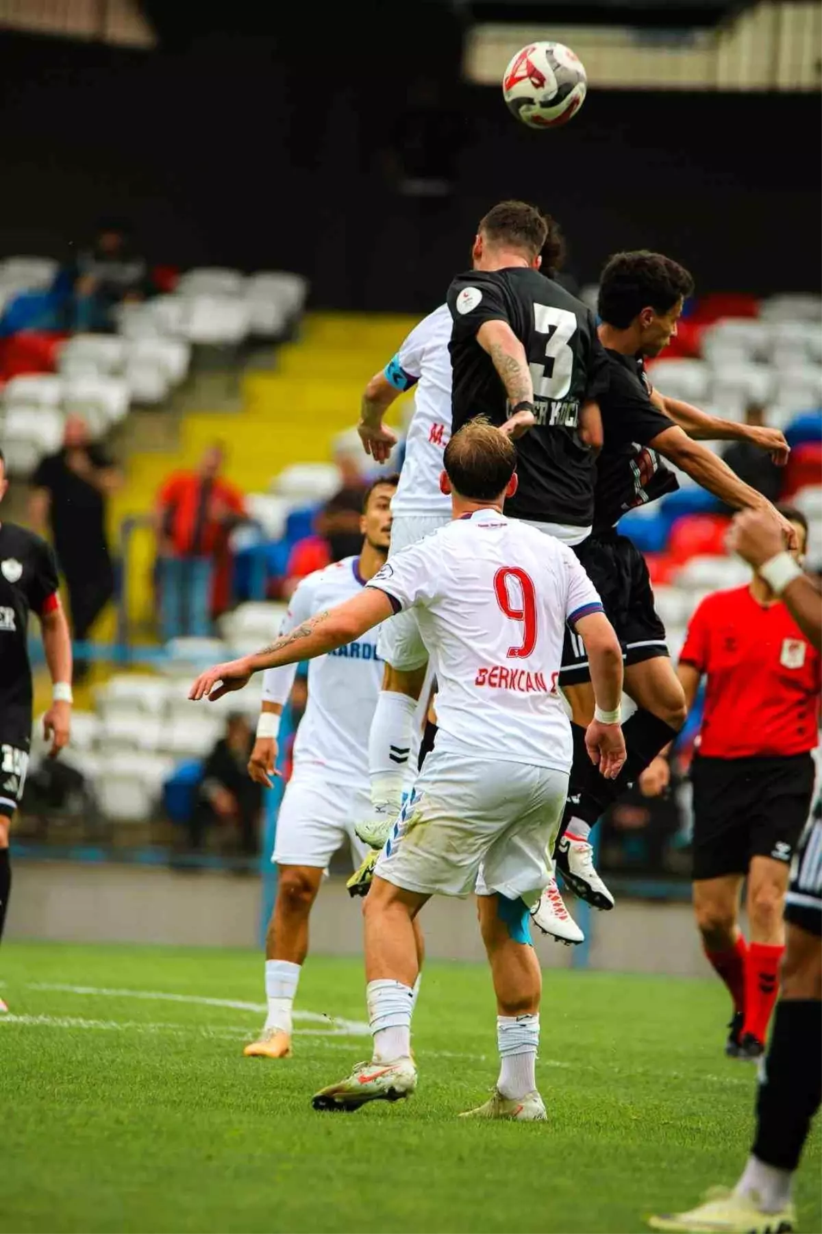 Karabük İdman Yurdu Evinde Ağır Mağlup Oldu