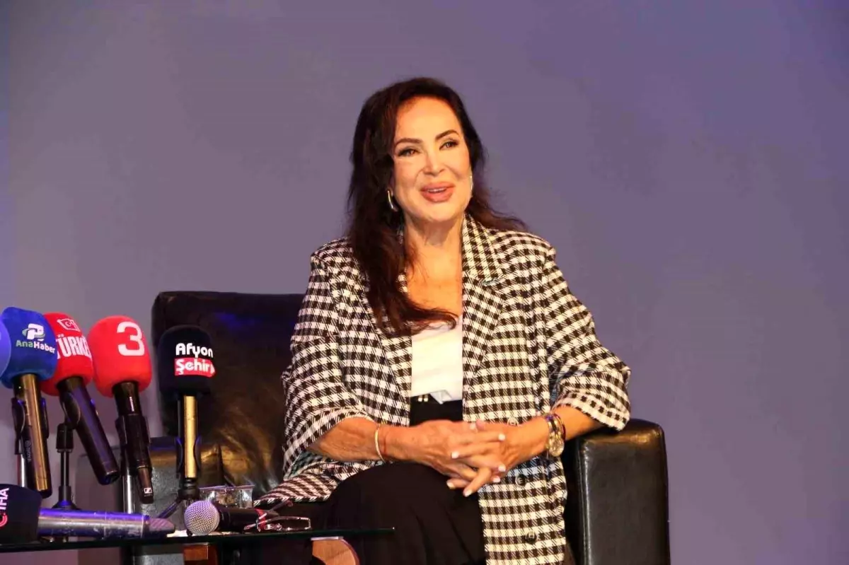 Türk Sinemasının Sultanı: Türkan Şoray’ın Özlemleri