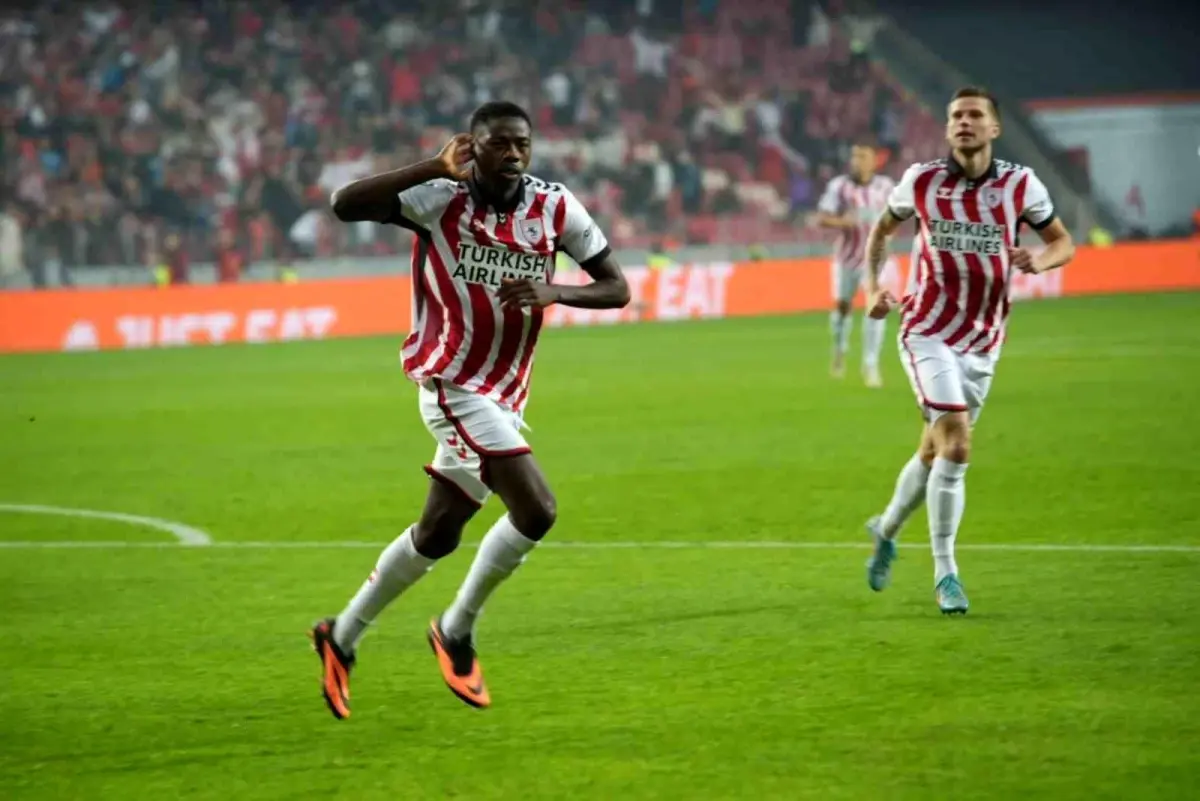 Samsunspor, Dinamo Kiev’i Karşısında Üstünlüğünü Sürdürdü