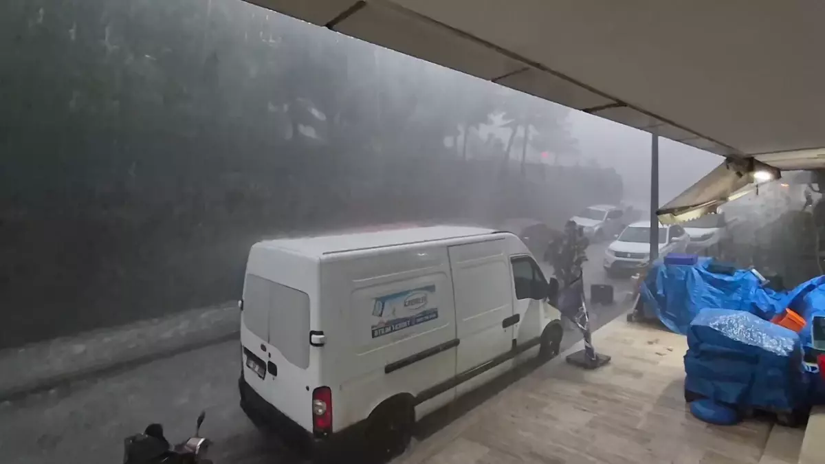 Dolu Yağışı Ereğli’yi Basti