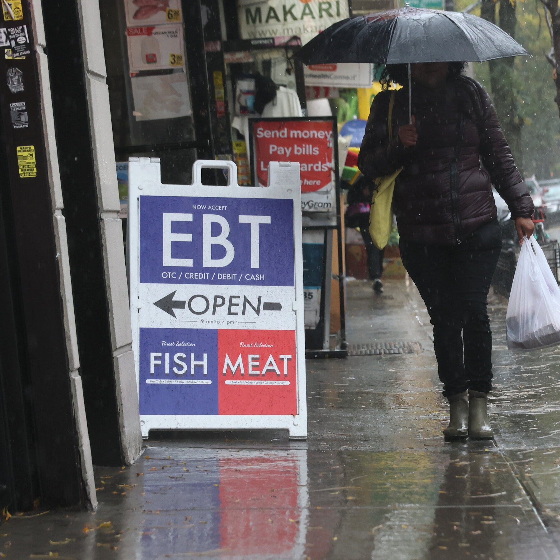 Trump Administration Must Make Food Stamp Payments Within Days, Judge Says