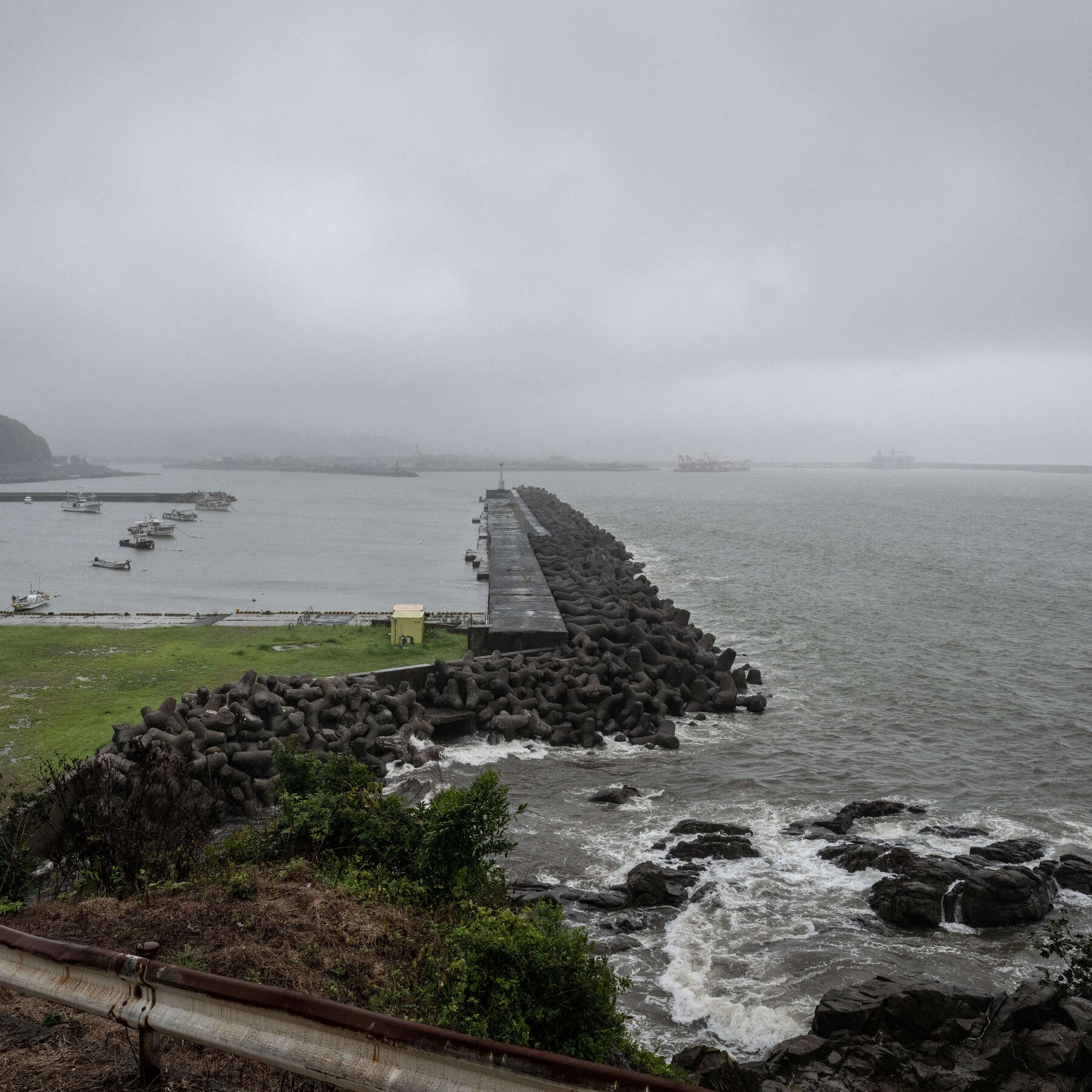 Japan Issues Tsunami Advisory Following 6.7‑Magnitude Offshore Quake