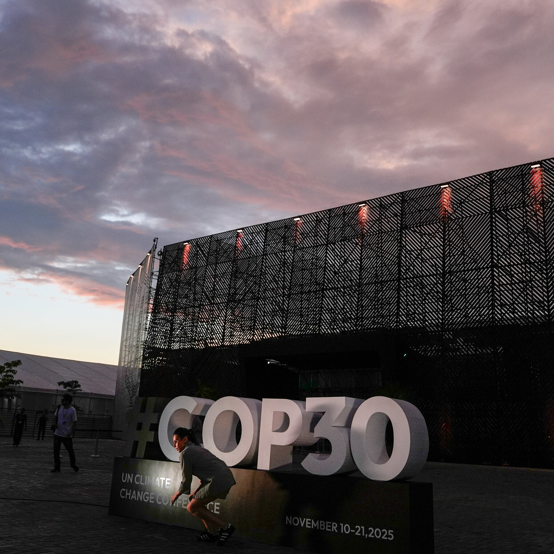 Tackling Climate Change Without the United States