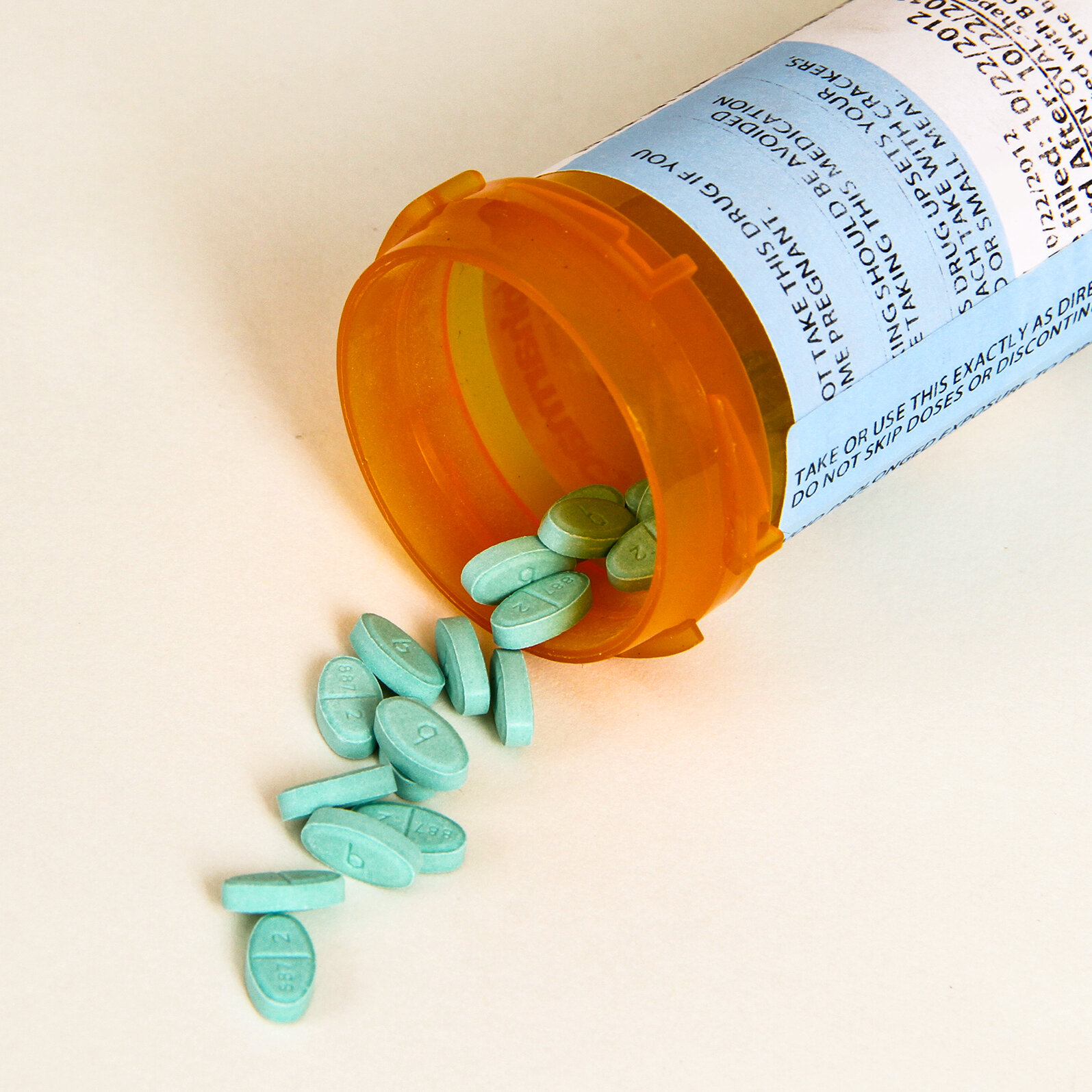 <h2>FDA to Remove Black‑Box Warnings from Menopause Hormone Treatments</h2>