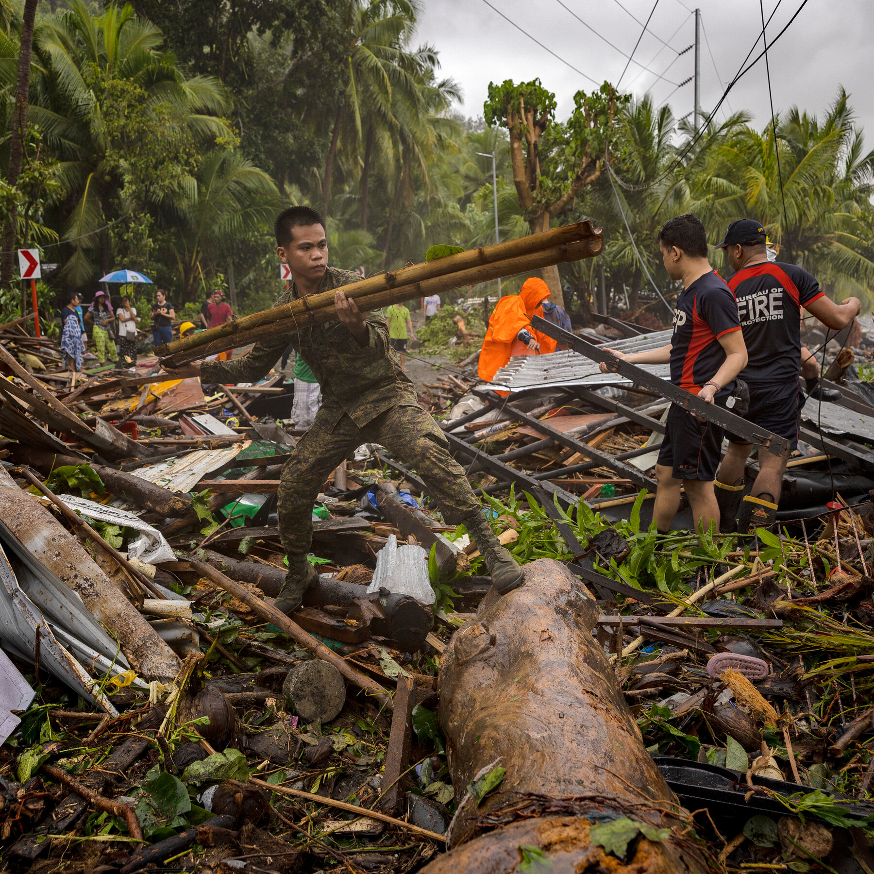 <h2>A Million Residents Evacuated as Typhoon Fung‑Wong Rages Across the Philippines</h2>