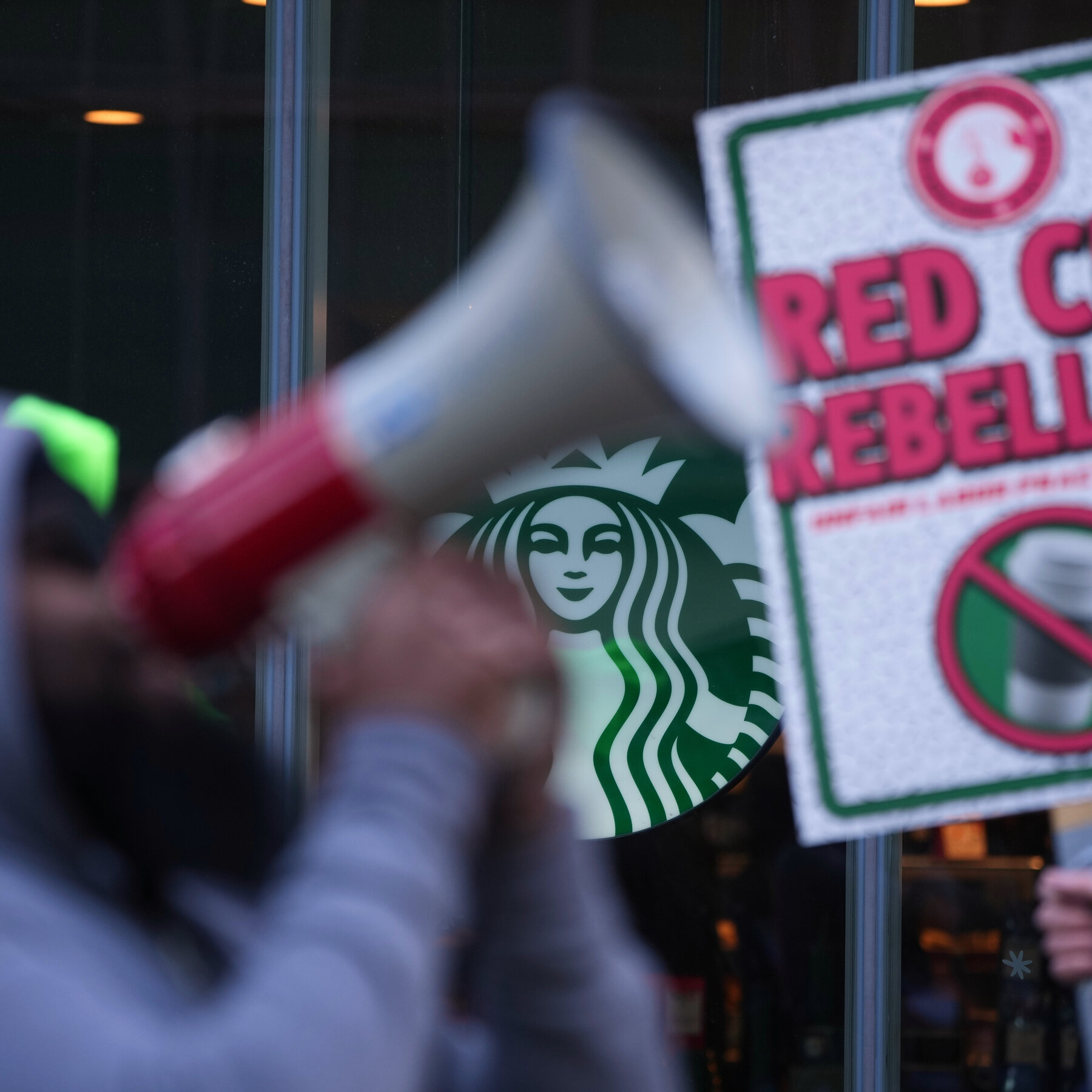 Starbucks Baristas Strike on “Red Cup Day” Across 65 U.S. Stores