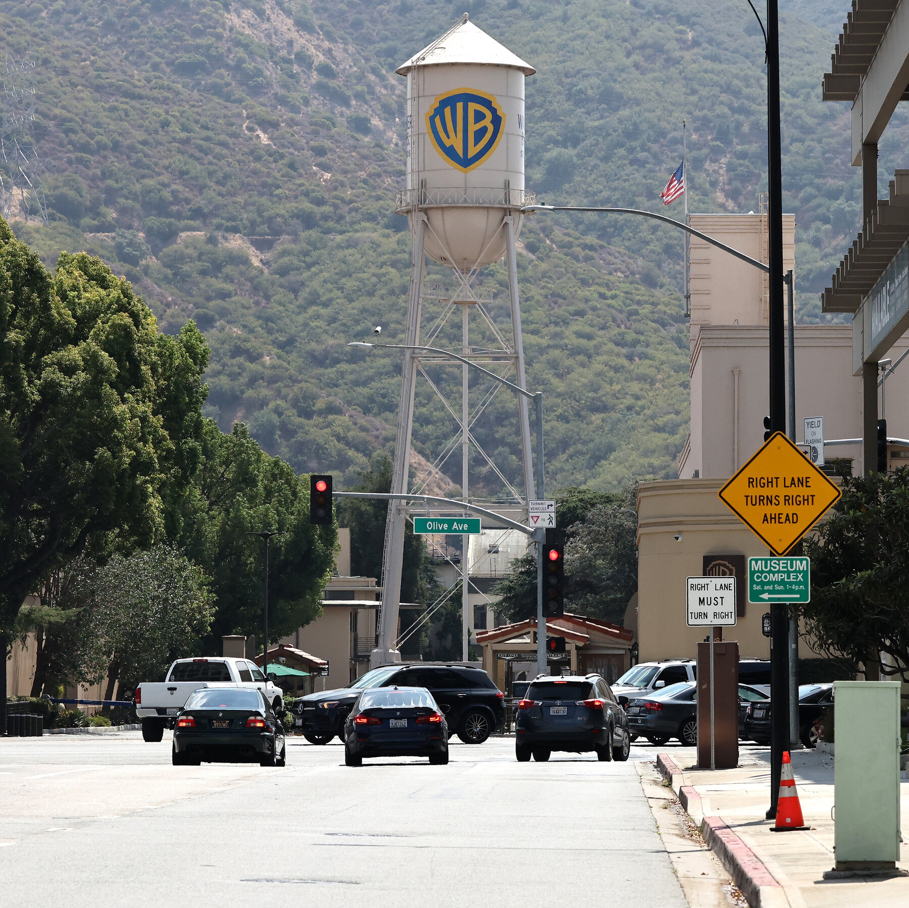 Paramount, Comcast, and Netflix Eye Stakes in Warner Bros. Discovery