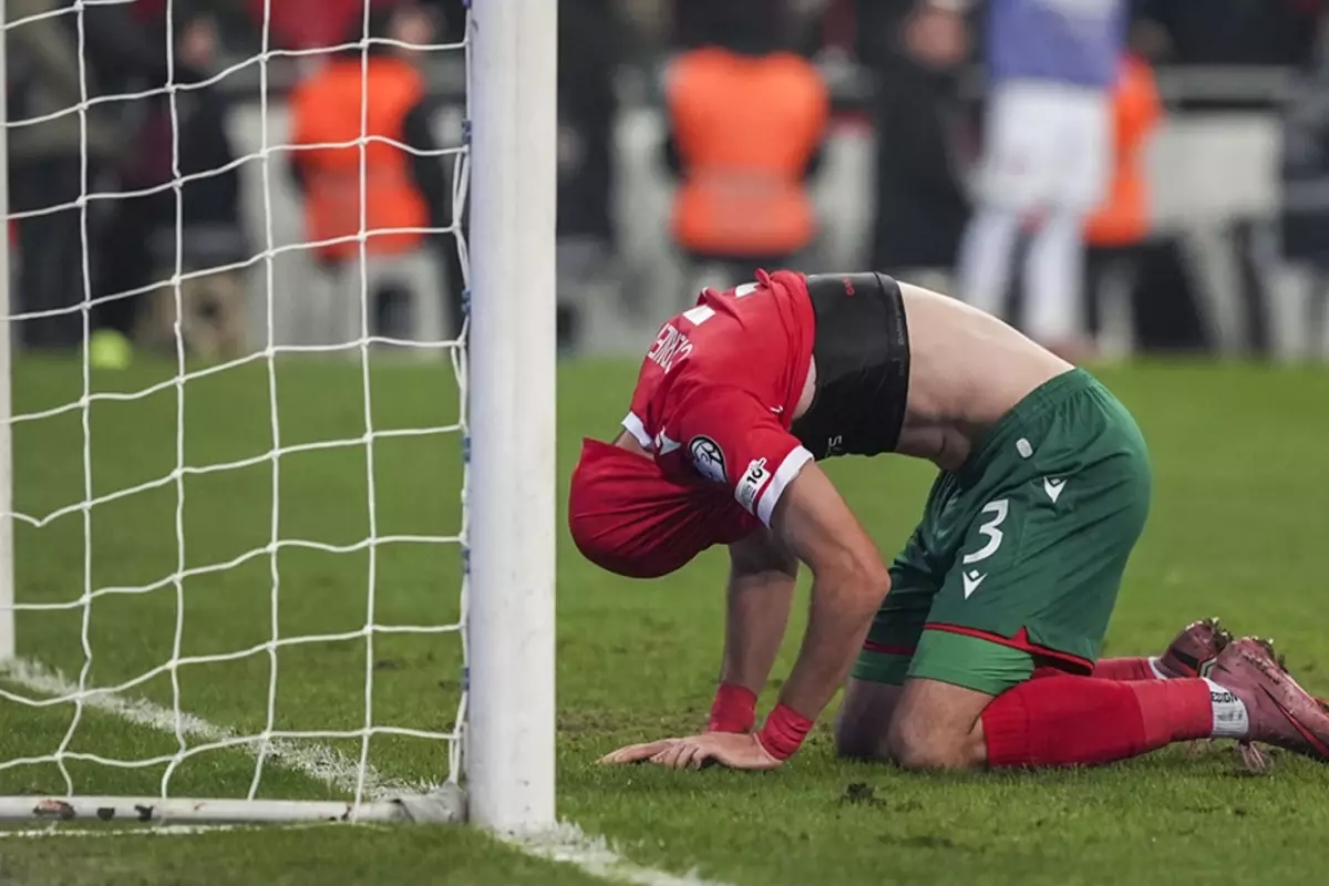 2-0’lık yenilgi sonrası ülkede ortalık karıştı