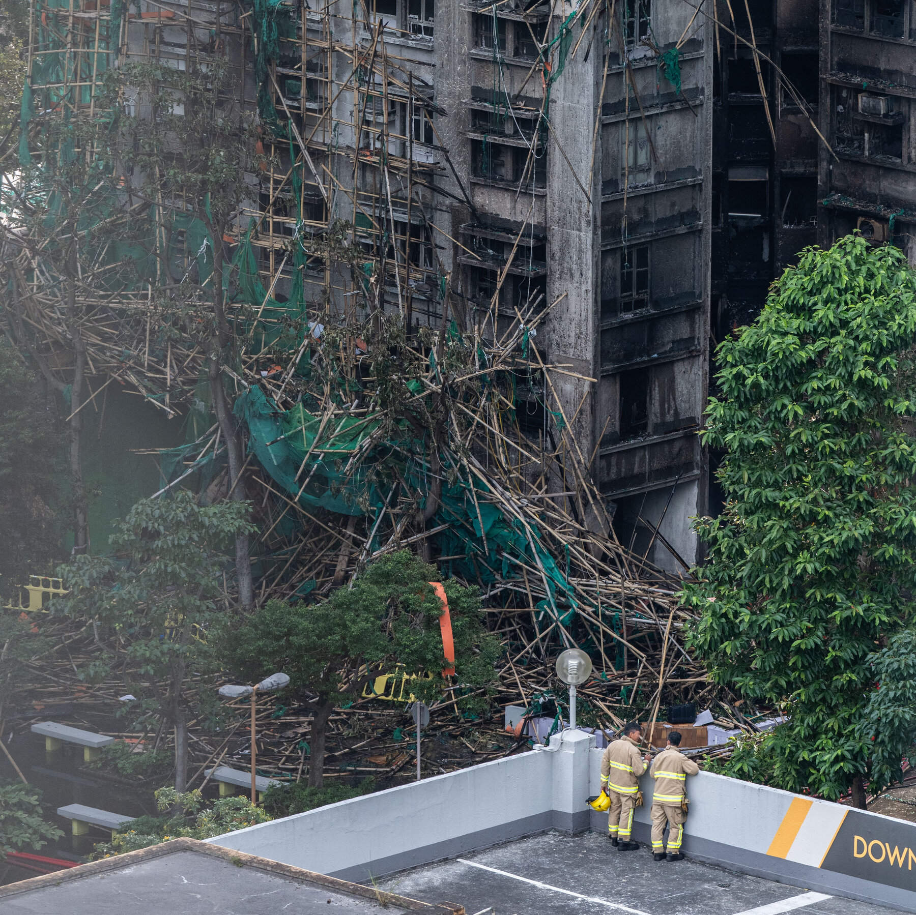 Death Toll Rises to 128 in Hong Kong High‑Rise Fire