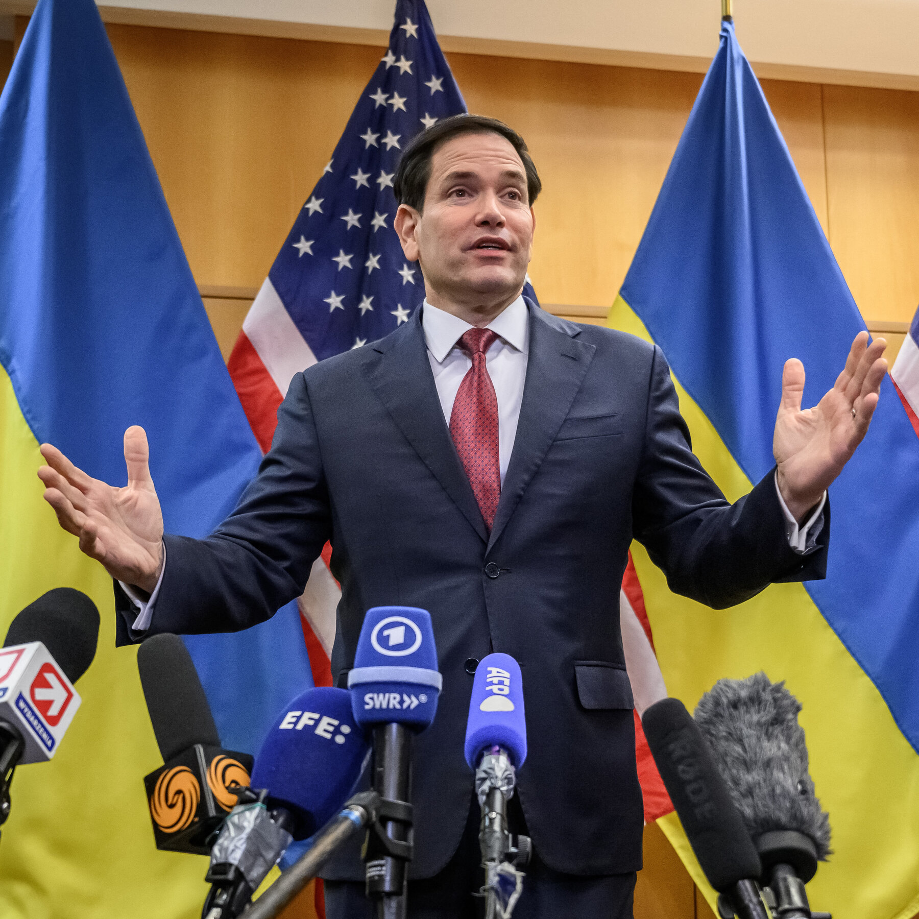 Top Trump Allies to Meet Ukrainian Delegation in Florida