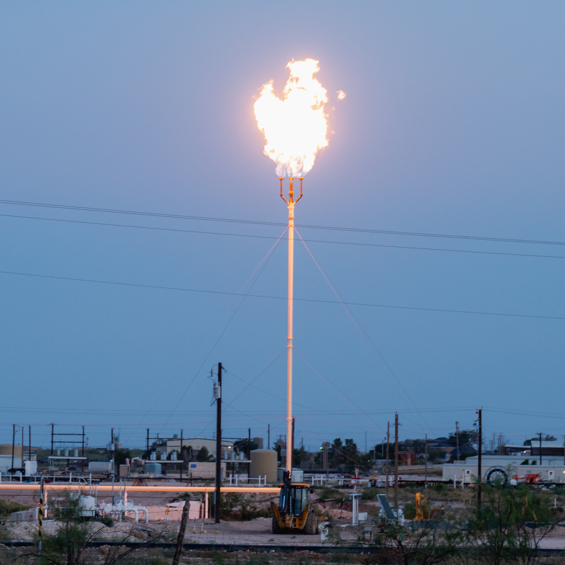 E.P.A. Extends Deadline for Methane‑Reduction Rules, Threatens to Drop Them