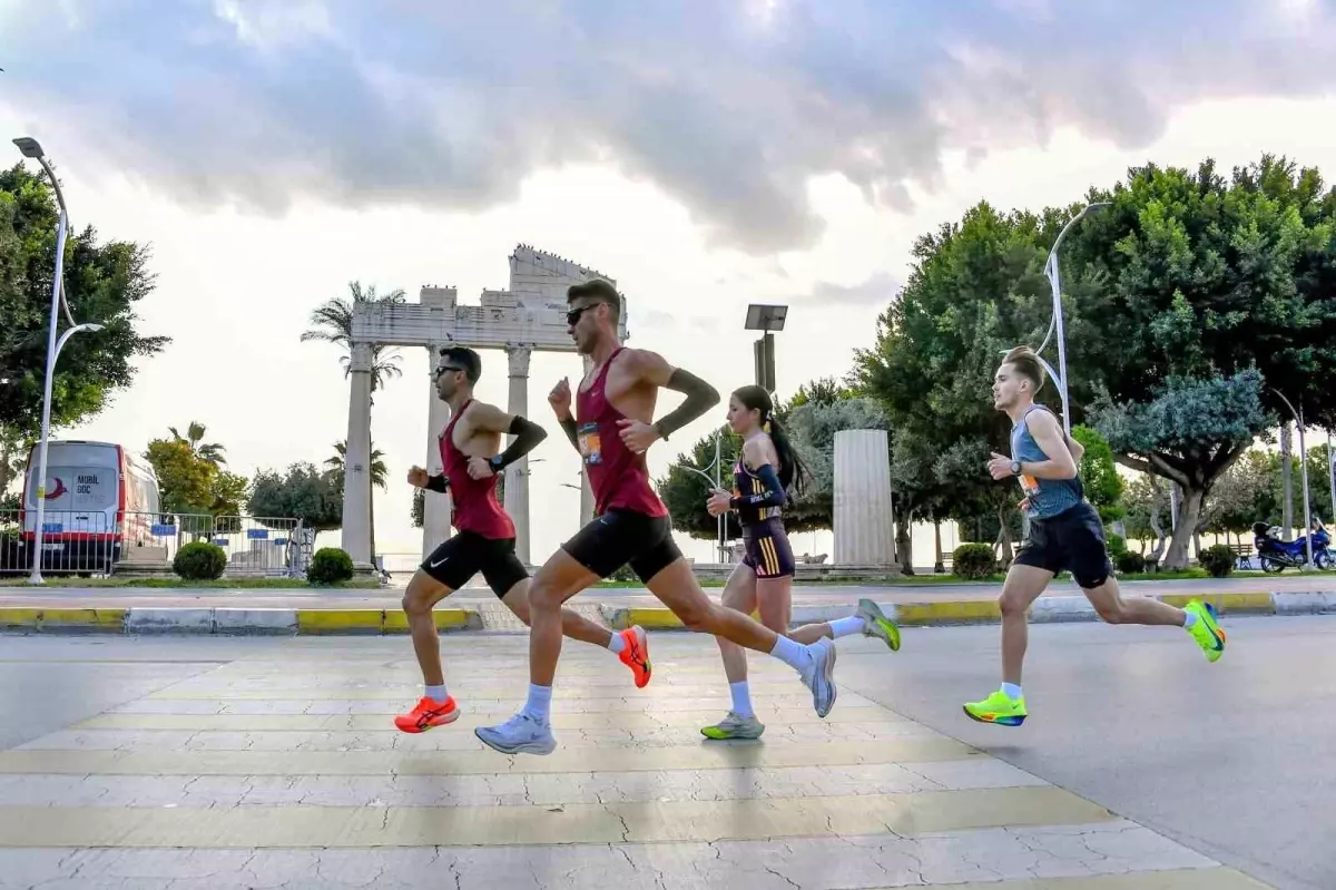 7. Uluslararası Mersin Maratonu 14 Aralık’ta Başlıyor: 30 Ülke ve Binlerce Koşucu Şehri Dönüştürecek!