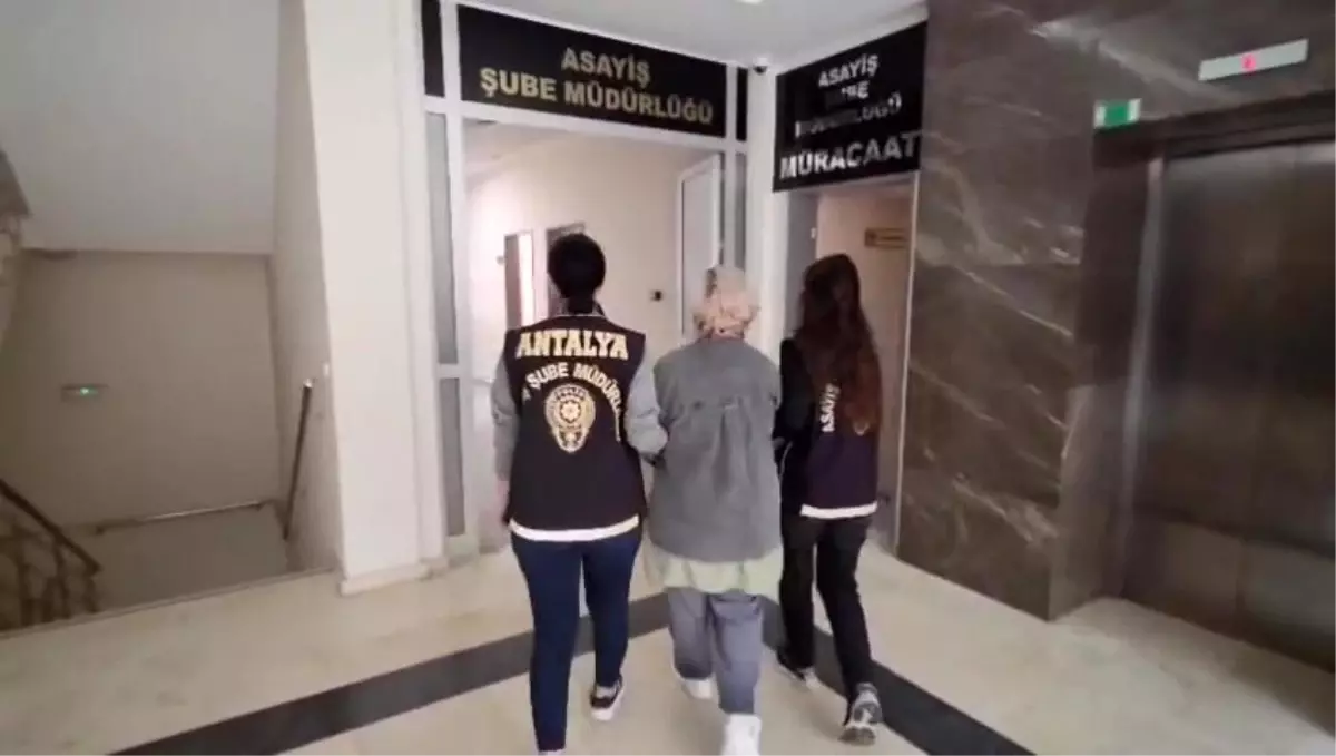 Antalya’da 90 Yıl Hapis Cezası Alan Firari Yakalandı