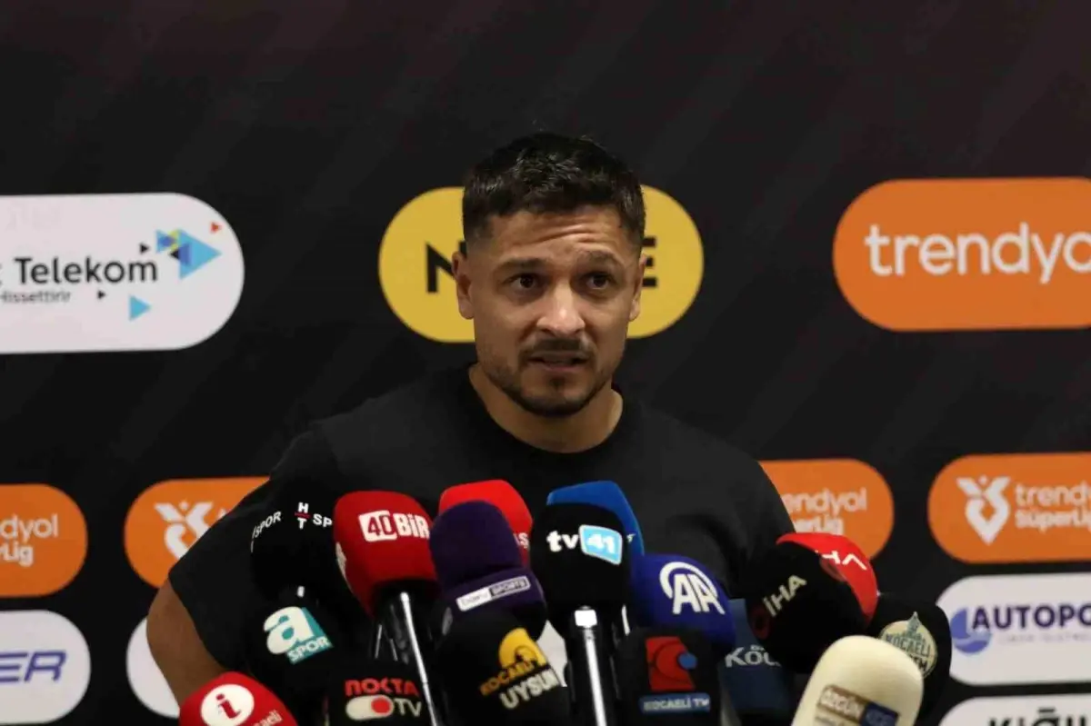 Ahmet Oğuz: Taraftarımızla Galatasaray’ı Yendik