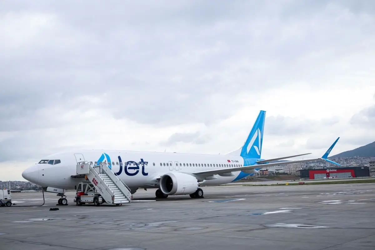 AJet 2 Yeni Boeing 737-8 MAX Uçağına Kavuştu