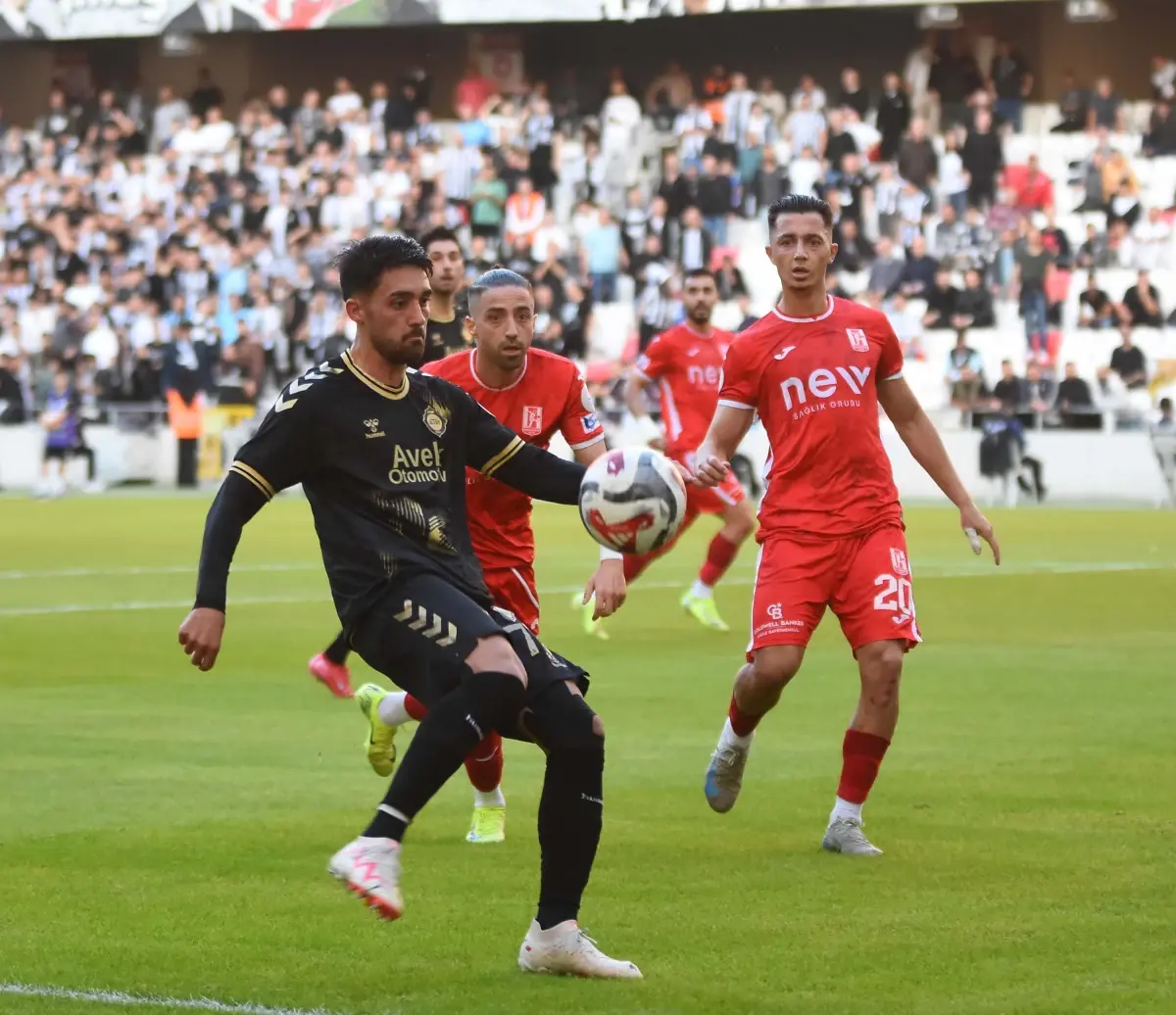 Altay’da Bahis Skandalı: 3 Futbolcu Antrenmanlara Katılmıyor