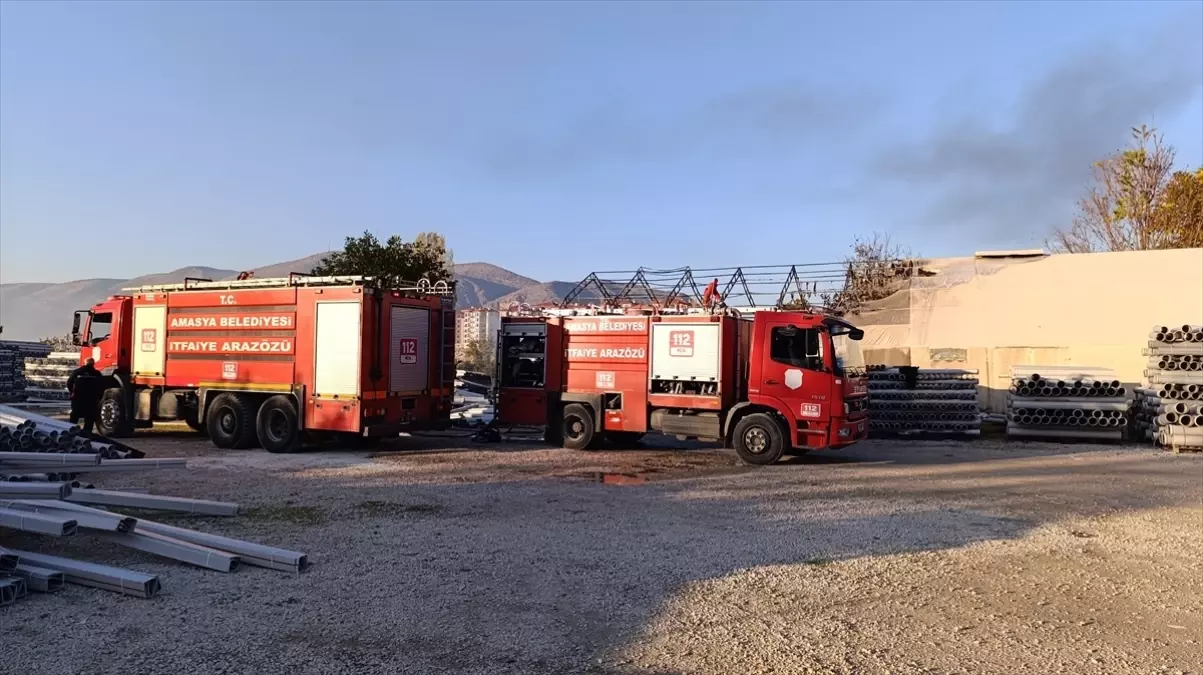 Amasya’da Depoda Çıkan Büyük Yangın: İtfaiye Hızlı Müdahale Etti!