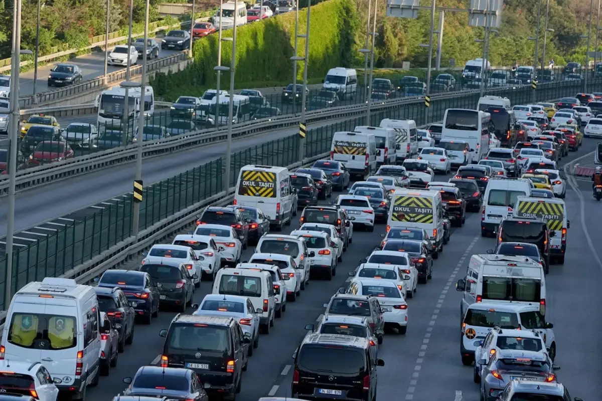 Araç sahiplerine güzel haber! Akaryakıta çifte indirim gelebilir