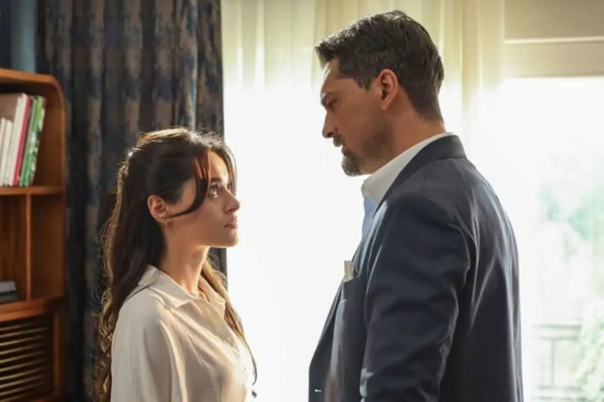 Aynadaki Yabancı dizisi düşük reytingler nedeniyle beklenenden çok daha erken final yaptı