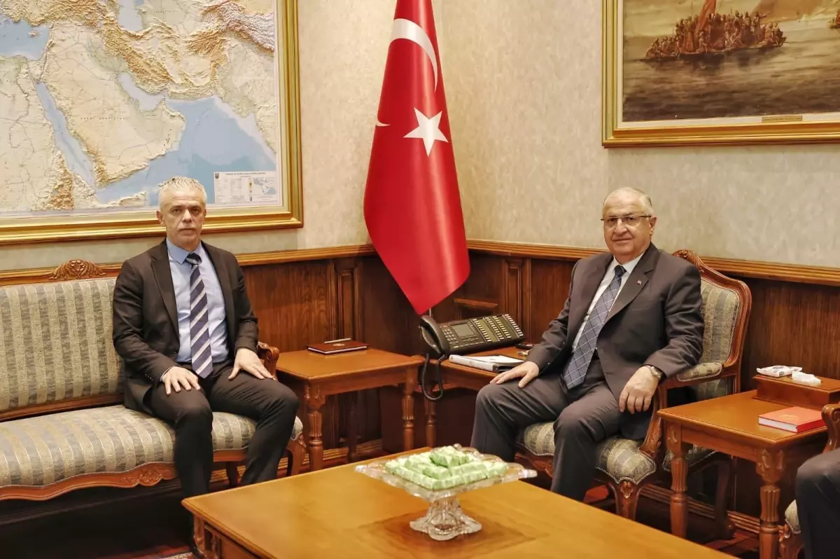 Bakan Güler, KKTC Büyükelçisi Korukoğlu’nu Ankara’da Kabul Etti