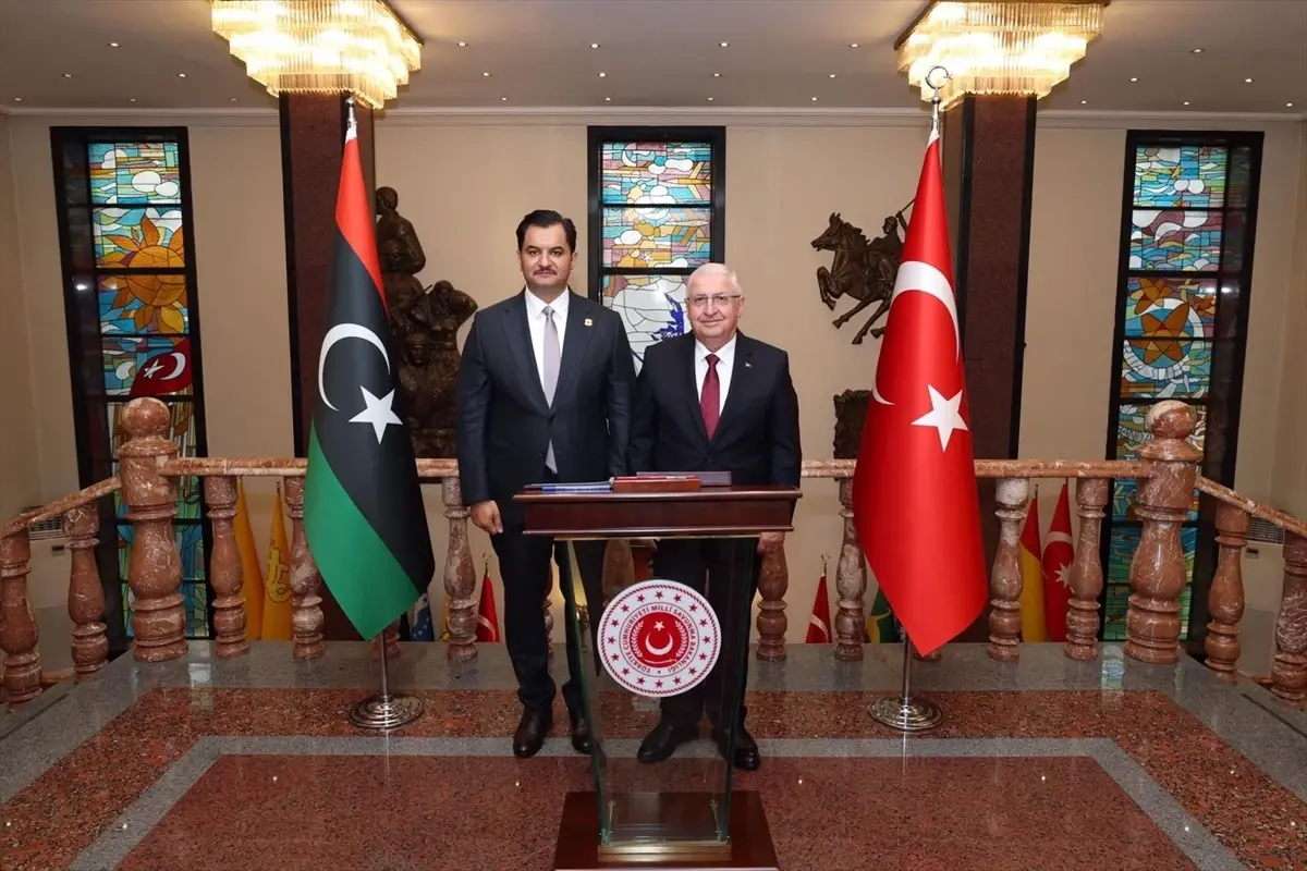 Yaşar Güler, Libya’nın Üst Düzey Askeri Yetkilisi Hafter’i Kabul Etti