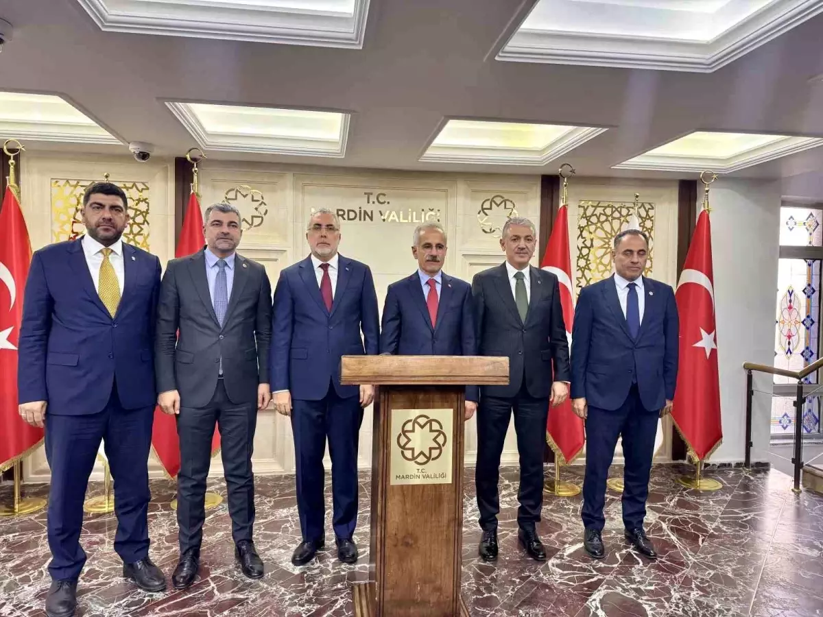 Bakan Işıkhan: “İşsizlik oranımız geçen aya göre 0,1 puan azalarak yüzde 8,5 oldu”