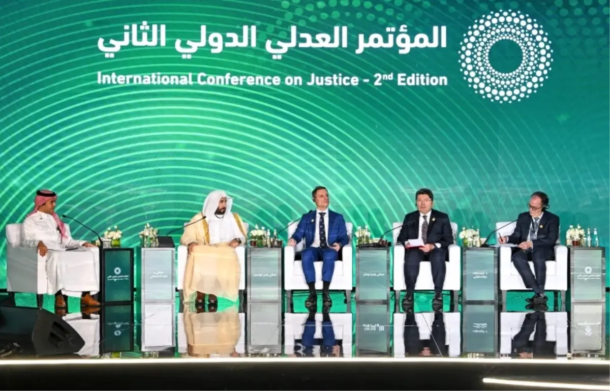 Dijital Yargıda 48 Ödül ve Reform Fırtınası: Türkiye Örnek Oluyor