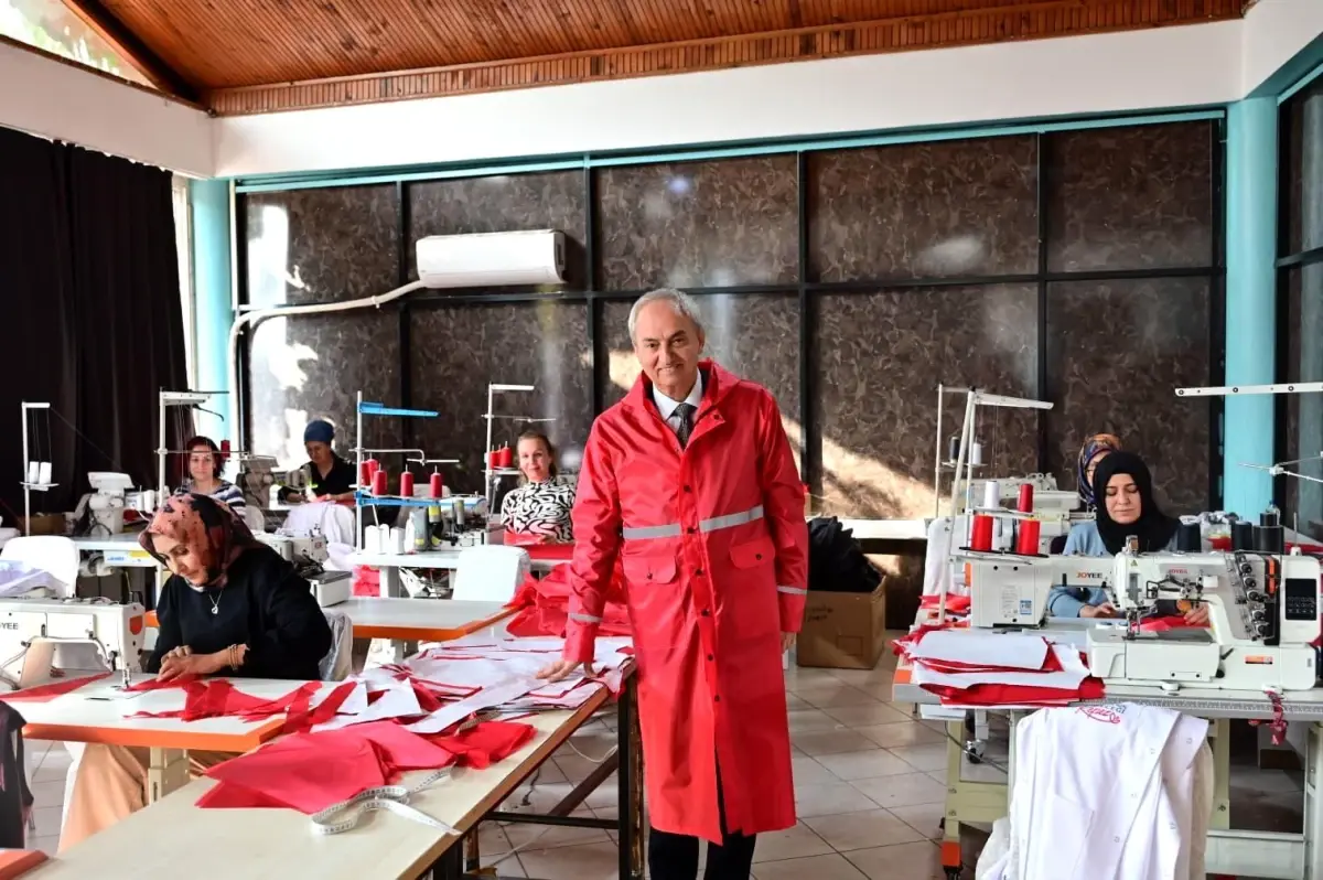 Kepez Belediyesi’nde Kadın Gücü: Tekstil Atölyesiyle Sosyal Belediyecilik