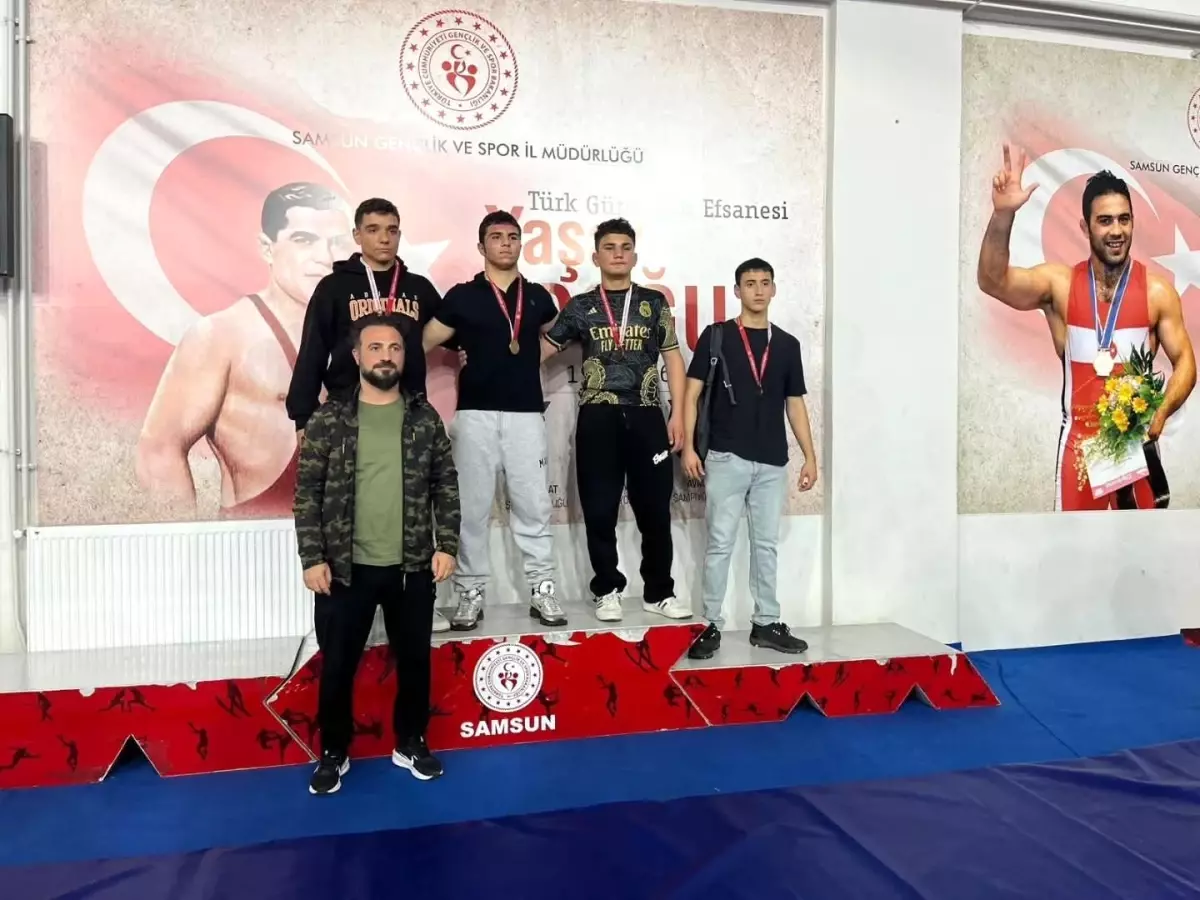 İlkadım Belediyespor Güreş Takımı 10 Madalya ile Gurur Dolu Zafer!