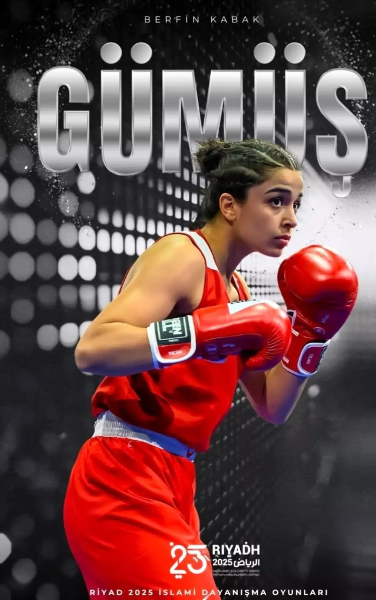 Berfin Kabak Gümüş Madalya Kazandı